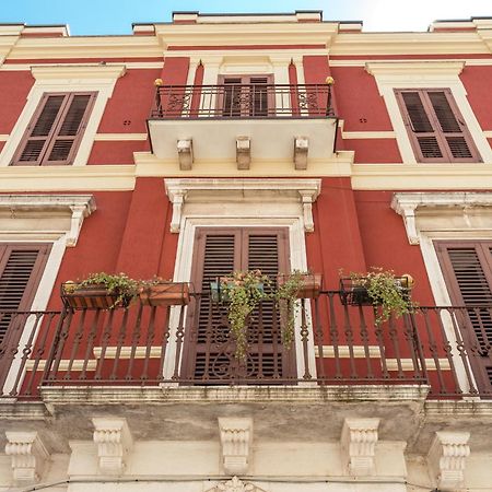 ルティリアーノPalazzo Iatoアパートメント エクステリア 写真